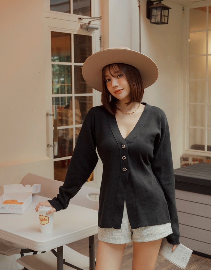 V-Neck Silver Button Slit Knit Blazer Jacket