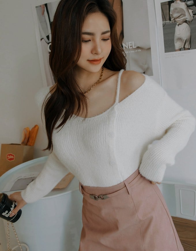 Single Strap Buttoned Knit Crop Top