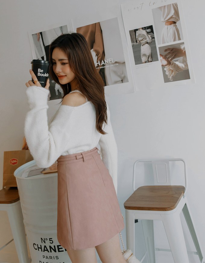 Single Strap Buttoned Knit Crop Top