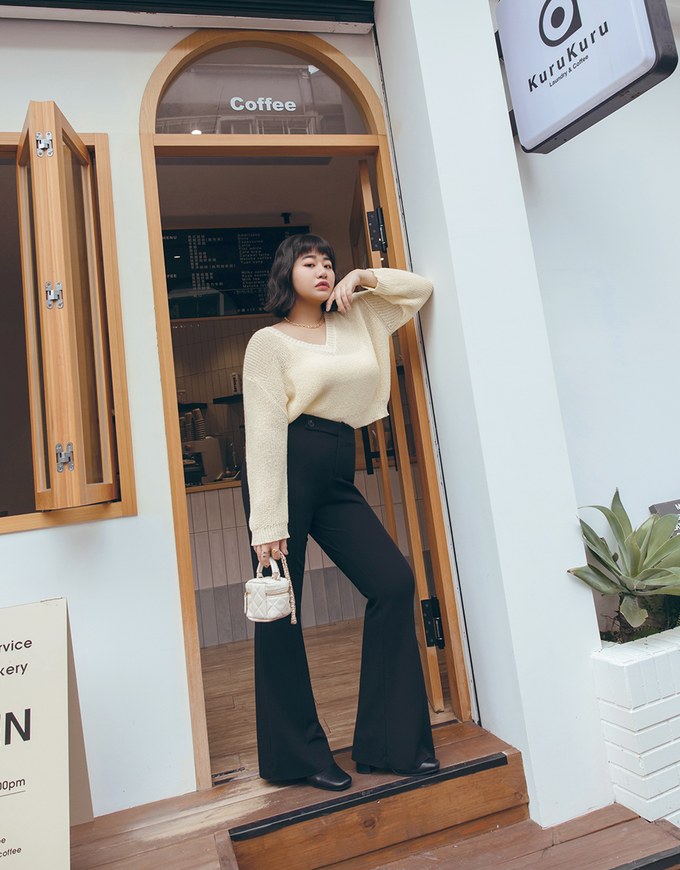 Tailorable Elastic High Waisted Flared Pants