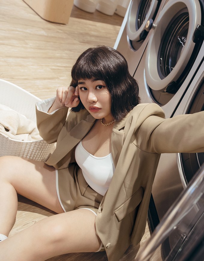 Chic Lapel Double-Button Blazer (With Shoulder Pads)
