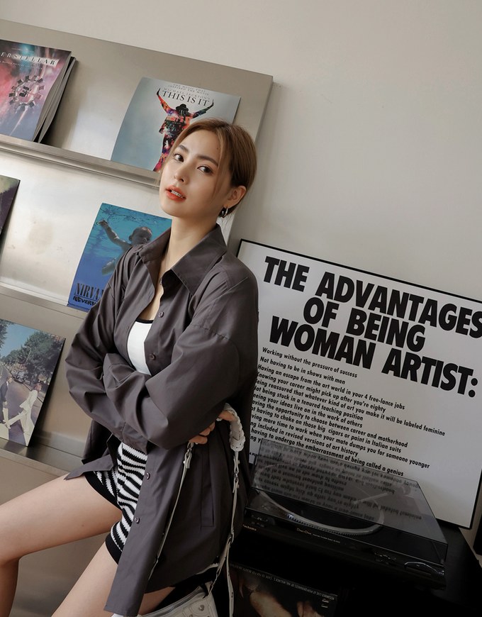 Anti-Wrinkle Iron Free Loose Long Blouse Shirt
