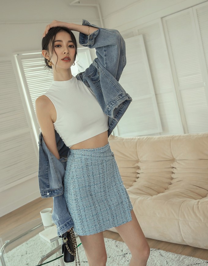 Chic Textured Side Button Elastic Skirt