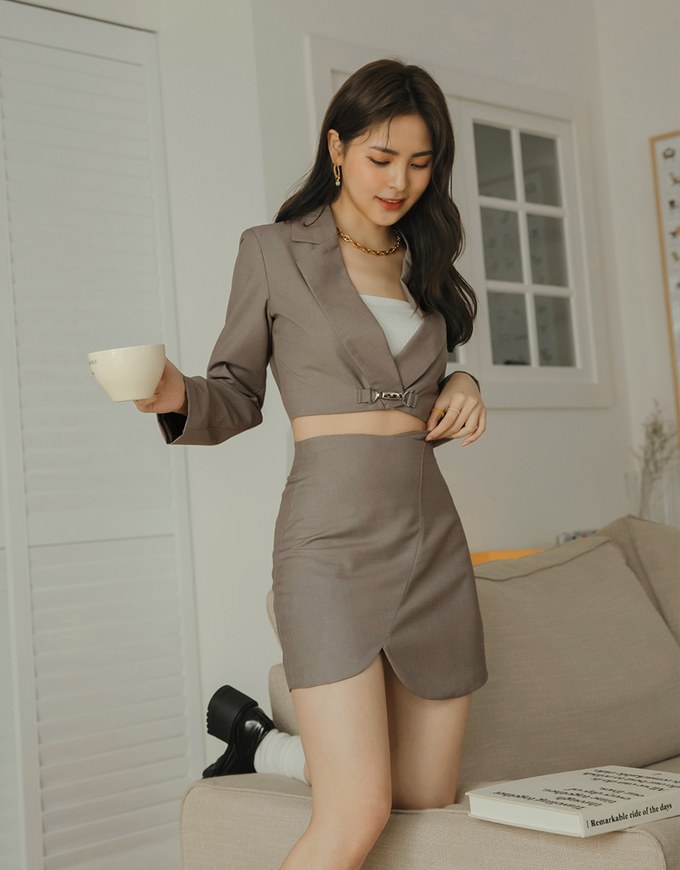 Irregular Slit Suit Skirt