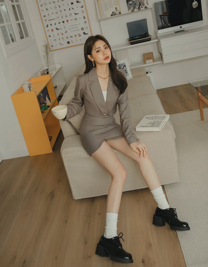 Irregular Slit Suit Skirt