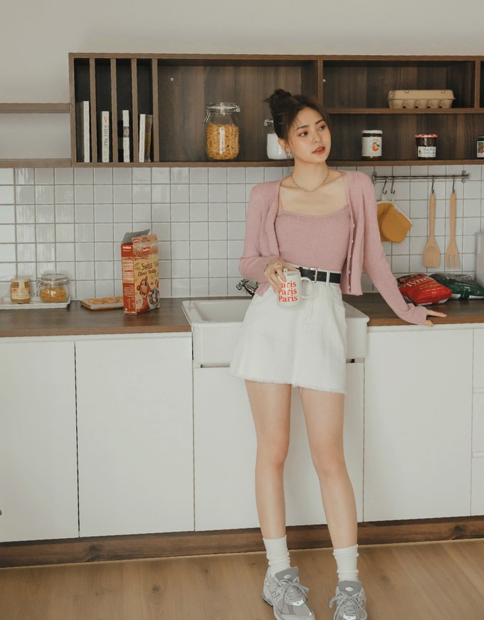 Distressed Hem Denim Jeans Skirt With Belt
