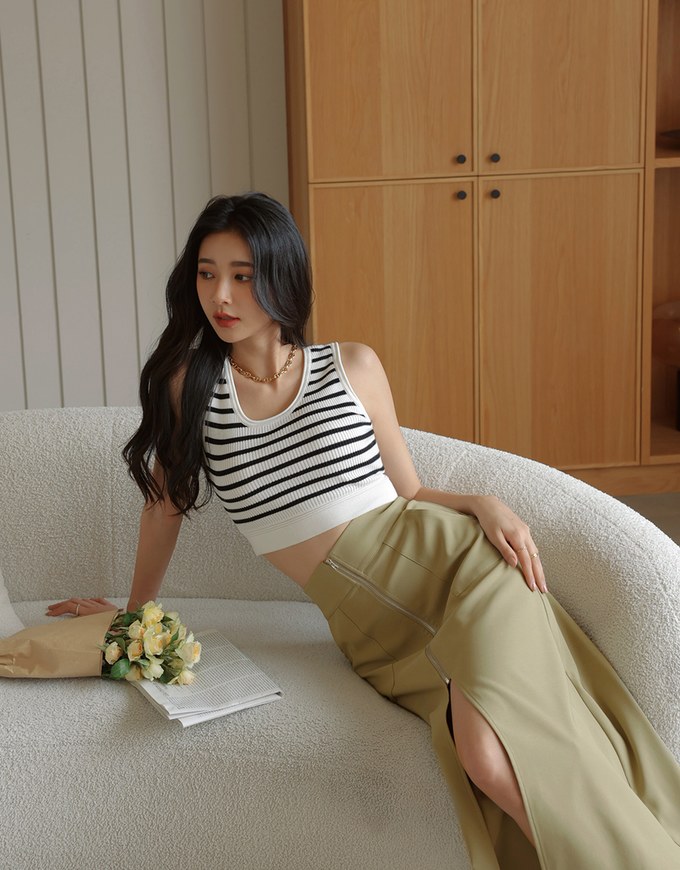 Front Zipper Slit Maxi Skirt