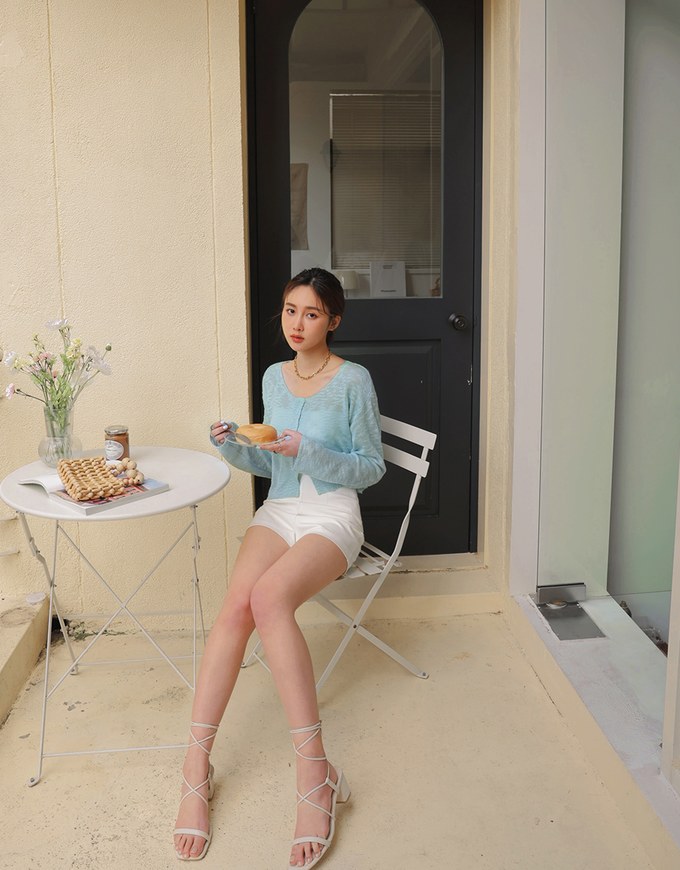 Mixed Color Knit Crop Top