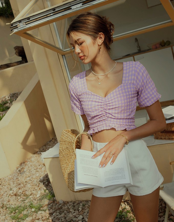 Sweetheart Neck Ruffled Hem Crop Top