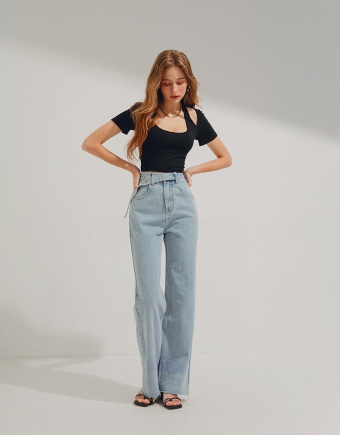 Halter Neck Cutout Crop Top