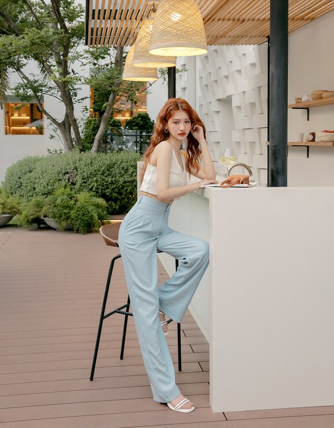 Smooth Pleated Straight-Leg Pants