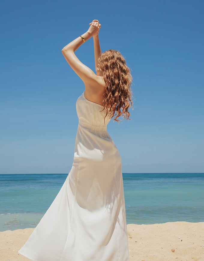 Halter Neck Backless Maxi Dress with Golden Chain