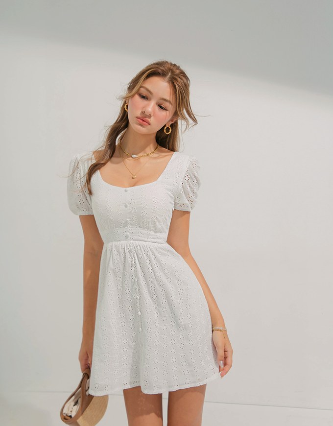 Embroidered Lace With Puffed Sleeves Mini Dress(With Padding)
