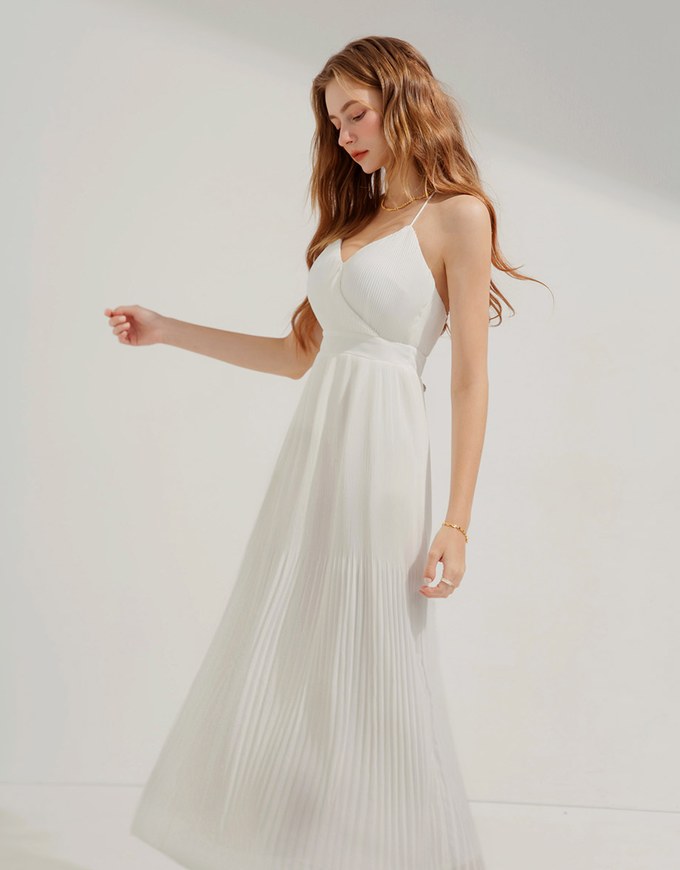 Gold Button Low-Cut Pleated Maxi Long Dress (With Padding)
