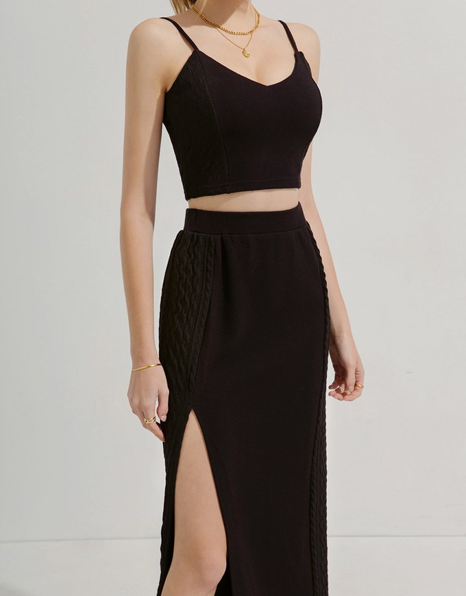 Twist Knit Slit Set (With Padding)