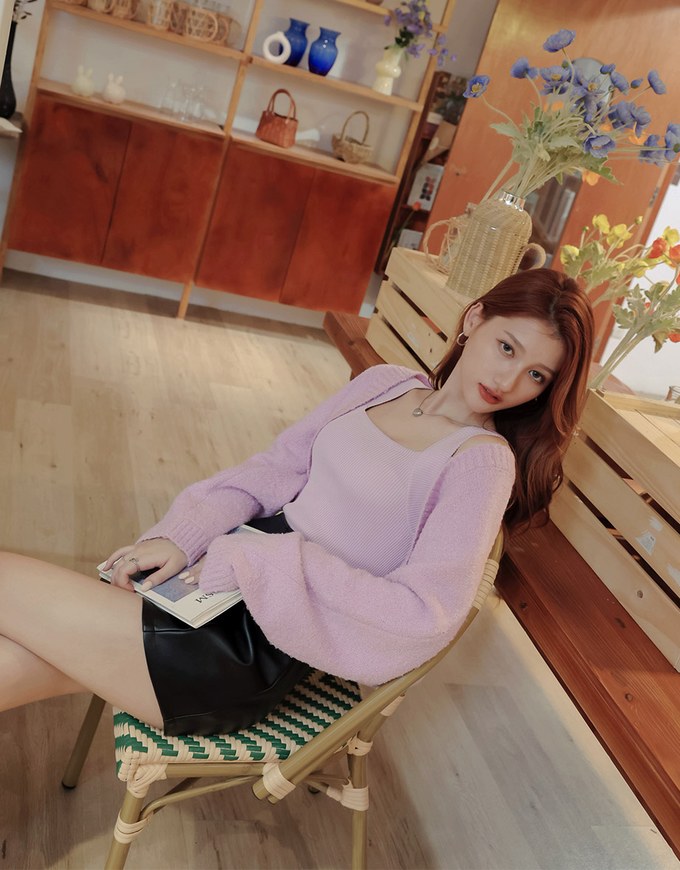Square Neck Wide Shoulder Knit Vest