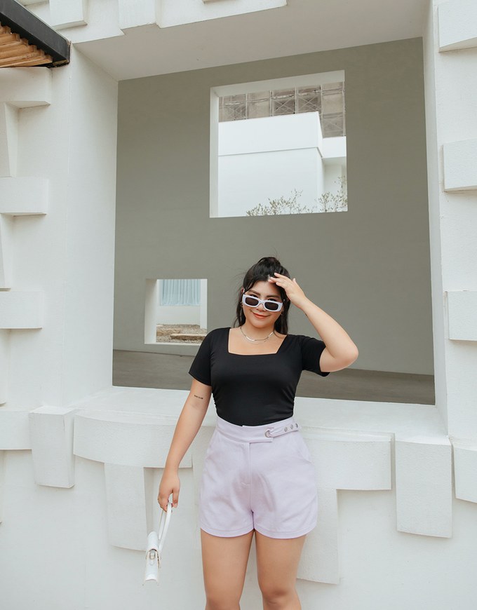 Breezy Cooling Side Scrunch Top