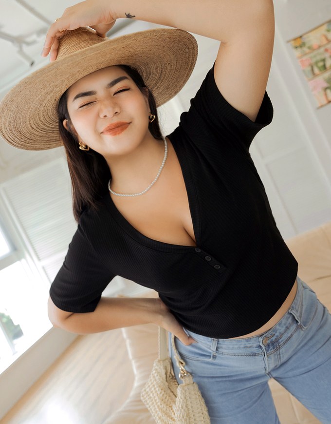 V Neck Simple Knit Top