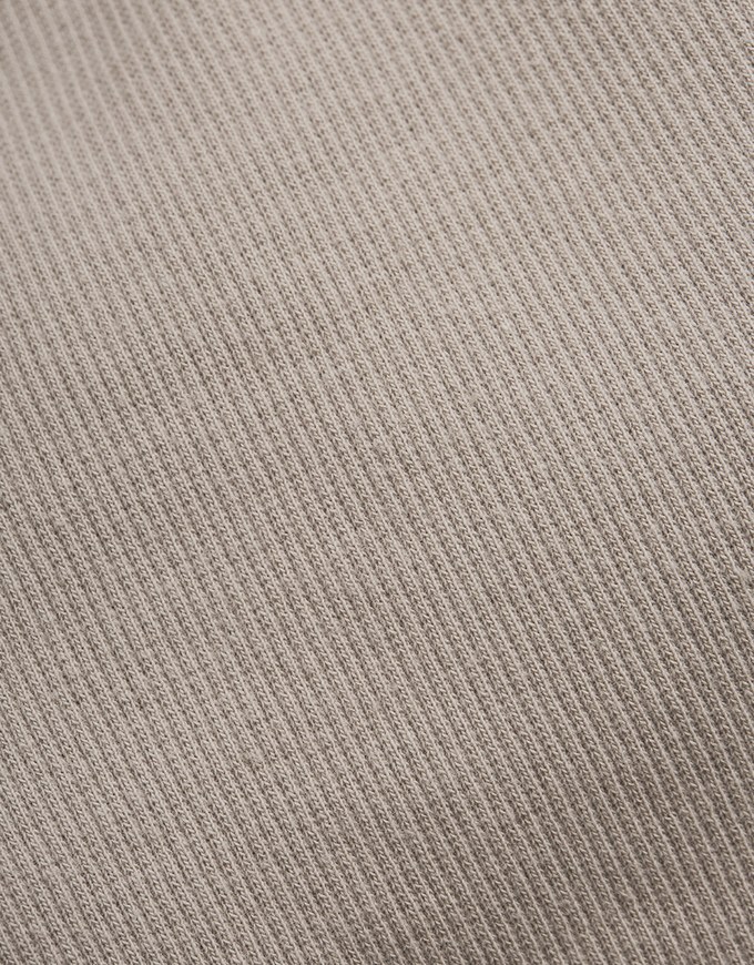 Sloping Shoulder Hollow Top (With Padding)