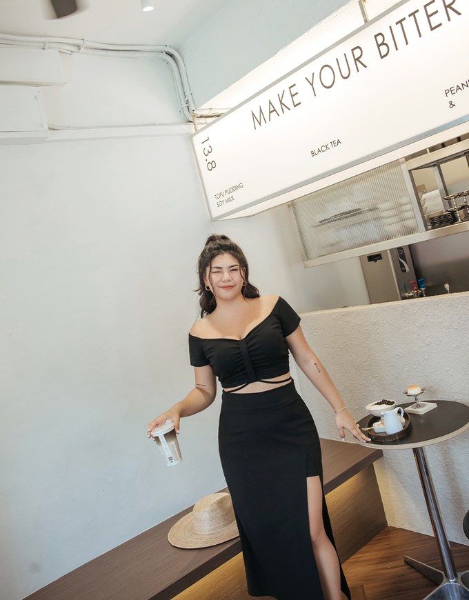 【Stark Minimalism 2.0】 High Waisted Slit Maxi Skirt