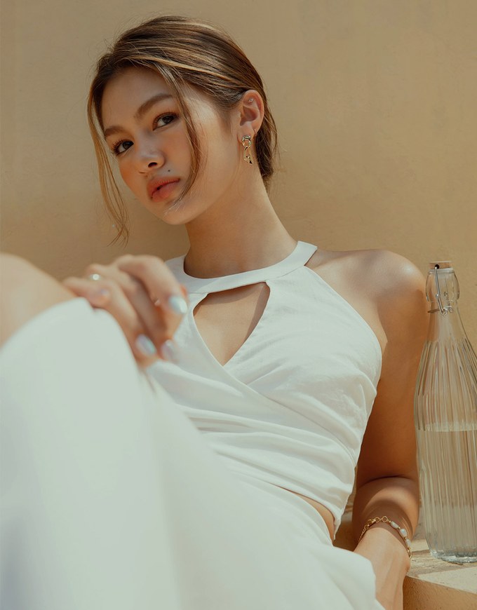 Sheer Scratch Slit Pants