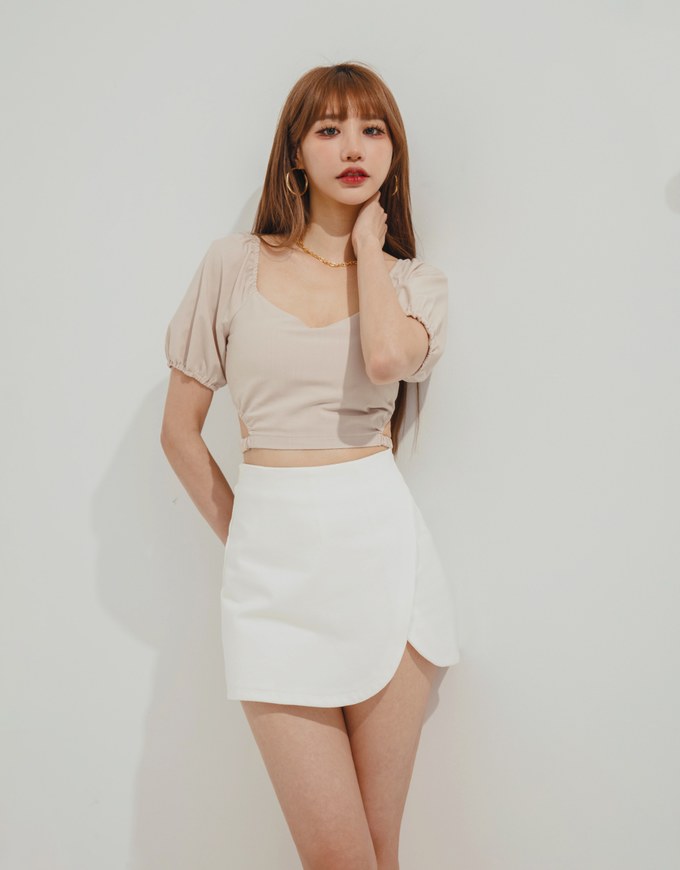 K-Pop Slimming Slit Petal Design Skorts
