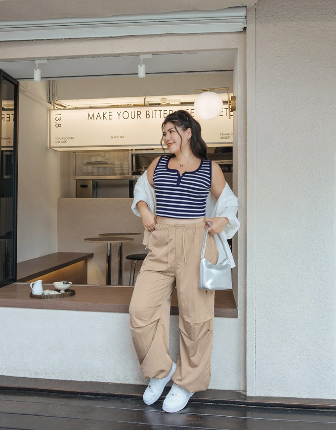 Large Pocket Drawstring Cargo Pants