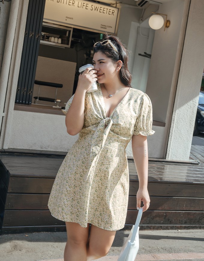 Ditsy Floral Tie Ribbon Mini Dress