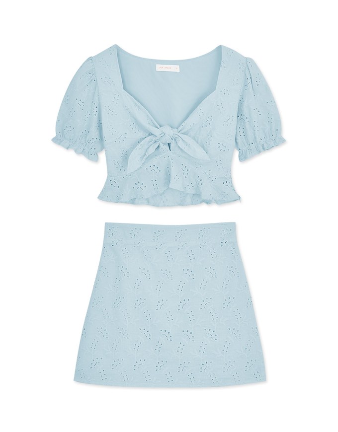 Embroidered Lace-Up Set Wear