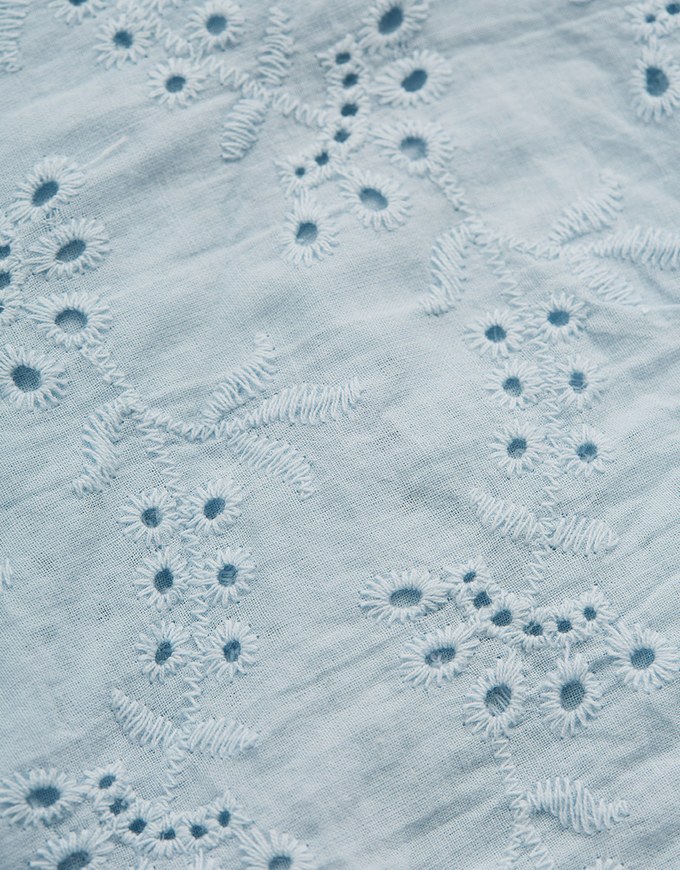 Embroidered Lace-Up Set Wear
