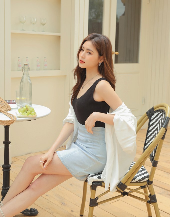 Crew Neck Knit Fitted Tank Top