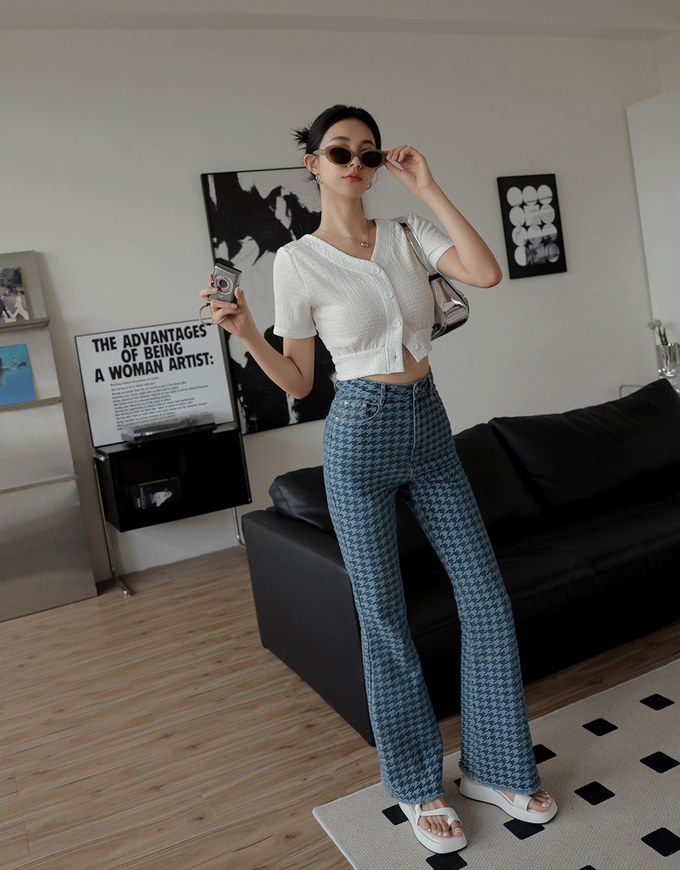 V Neck Back Cut Out Buttoned Top