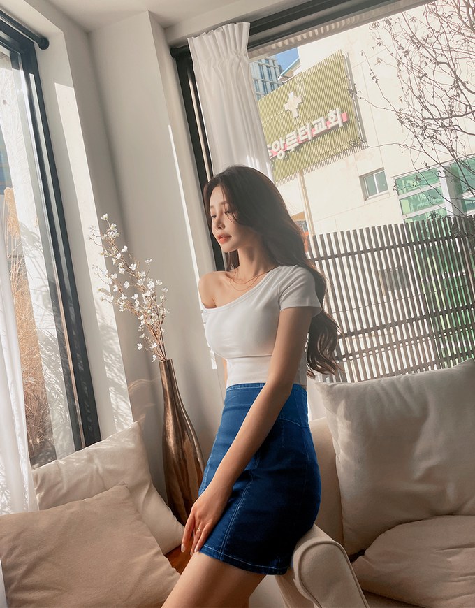 【Den!m LITE】Perfect Waistline Denim SKIRT Airy Lightweigth Fabric Extra High Waisted Slim Fit Jeans Skirt DNA