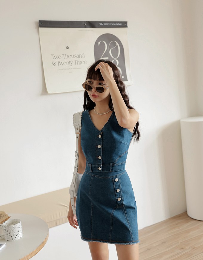 Detailed Distressed Hem Denim Jeans Skirt