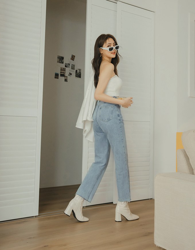 Stylish Cut Straight Leg Denim Jeans Pants