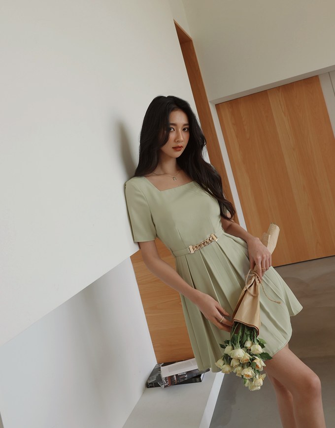 Square Neck Pleated Mini Dress (With Belt)