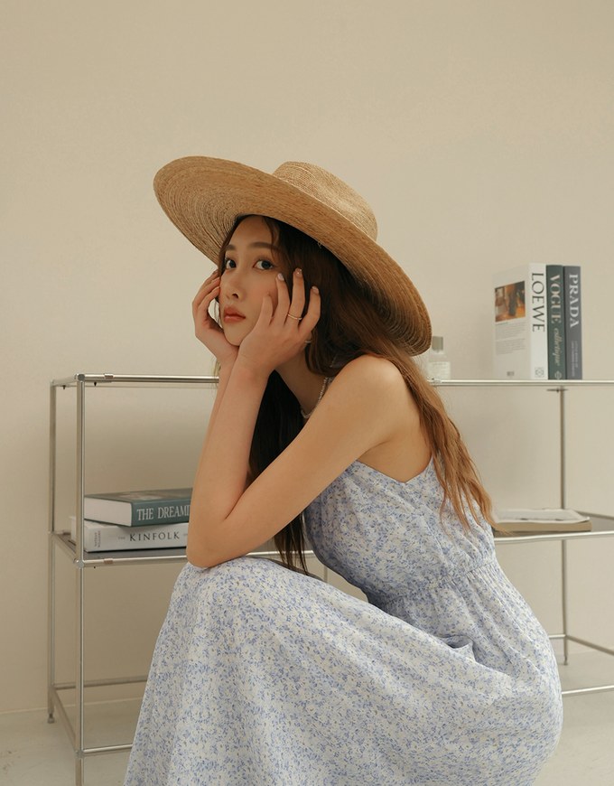 Cut Out Shoulder Floral Maxi Dress