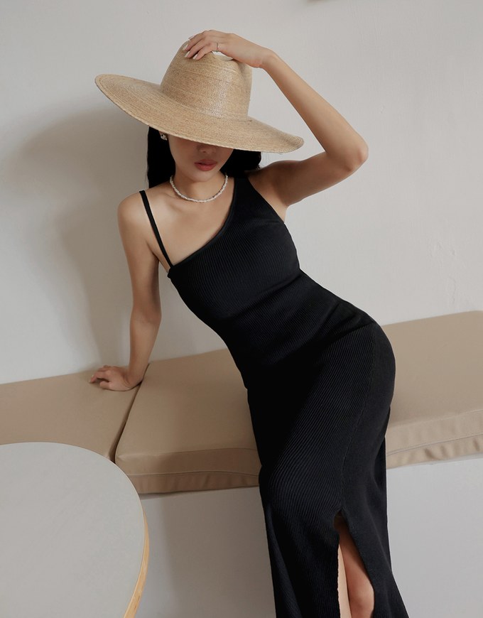 Asymmetric Bodycon Slit Maxi Dress (With Padding)