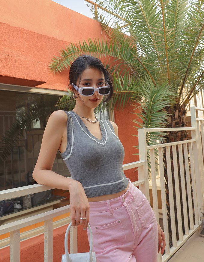 Preppy Crop Knit Tank Top