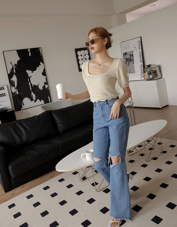 Tie Back Hole Knit Top