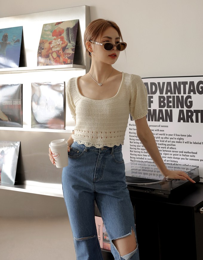 Tie Back Hole Knit Top