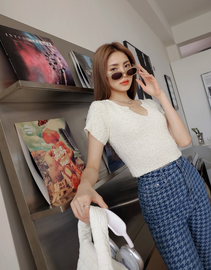 Wool V Neck Short Sleeve Top