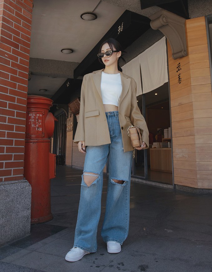 【Elecher's Design】BOSS MOM Distressed Denim Jeans