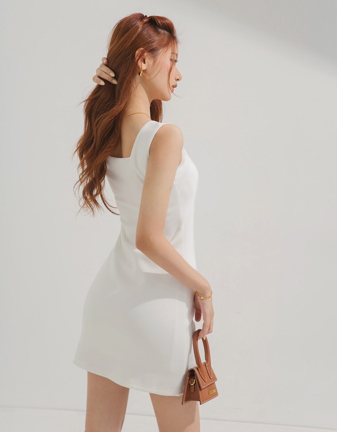 Sweetheart Neckline Bodycon Wrap Mini Dress (With Padding)
