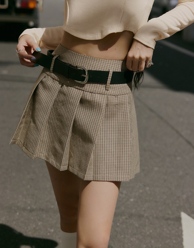 【SHIUAN'S DESIGN】Back Cut Out Fitted Top