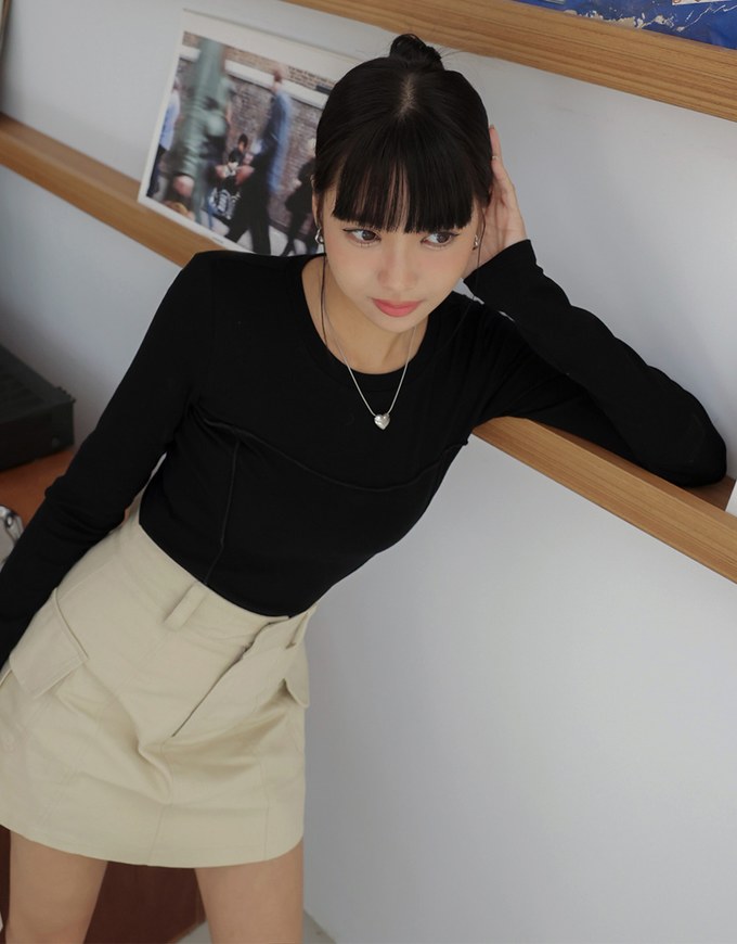 Dimensional Stitching Line Long Sleeve Top
