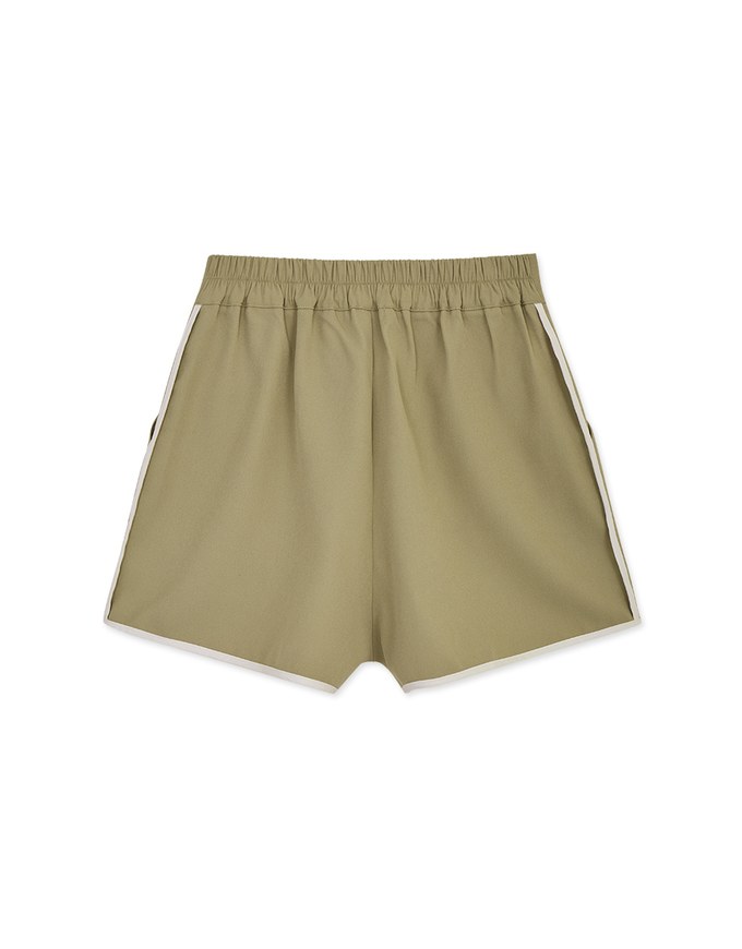 Minimalistic Two-Tone Short