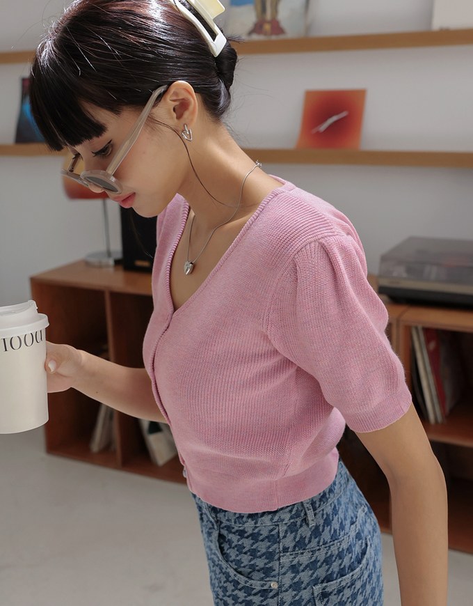 Sweet Puffy Sleeves Knit Top