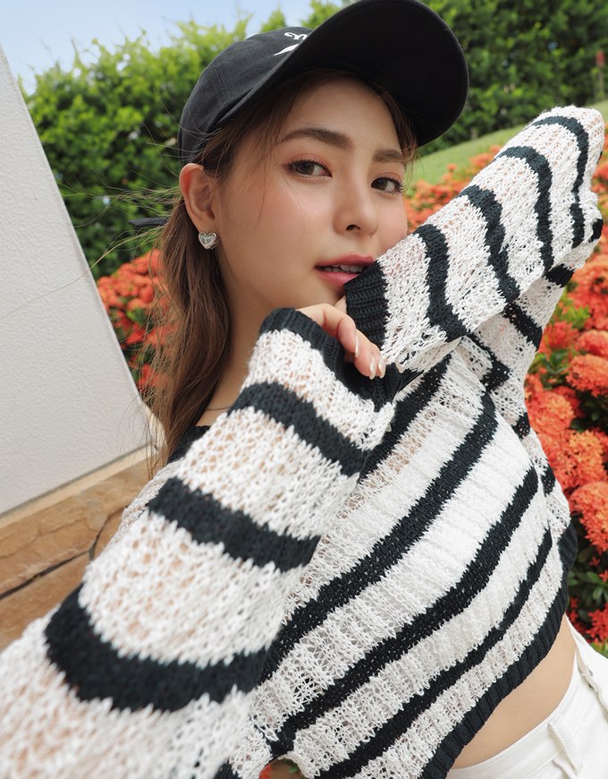 Two Tone Cropped Knit Top