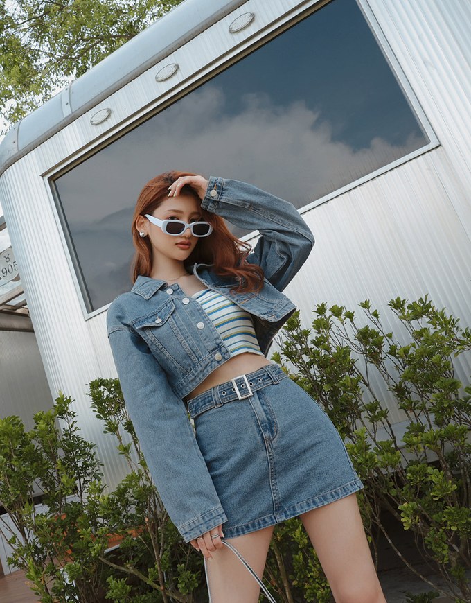 Sleek Denim Jeans Cropped Top Blazer Jacket